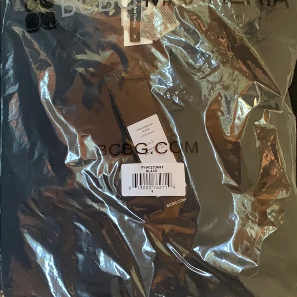 BCBG Wrap Blouse SMALL NWT - Picture 5 of 10